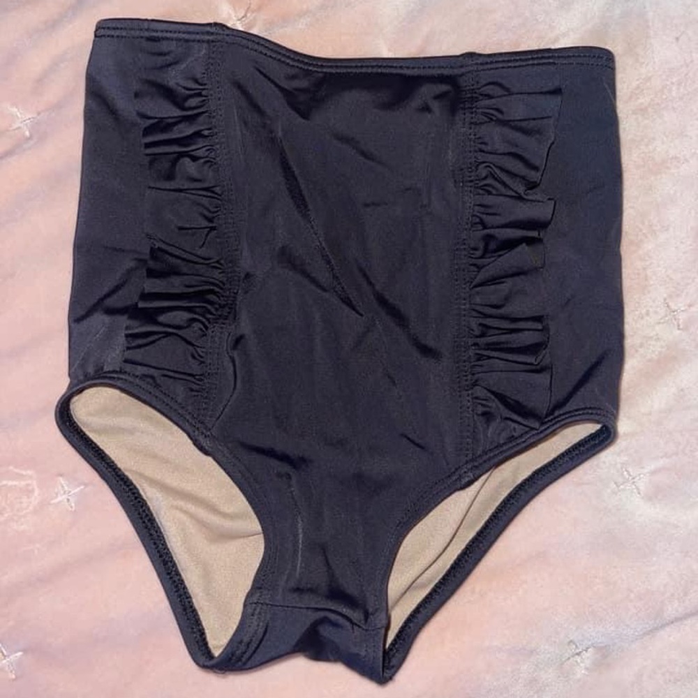 Kortni Jeane Down in front ruffles bottom- girls 4/5